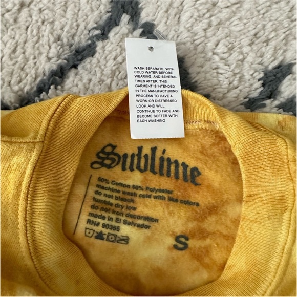 URBAN OUTFITTERS OVERSIZED SIZE SMALL SUBLIME CREWNECK - Picture 2 of 3